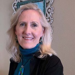 Head Shot of Lisa Day